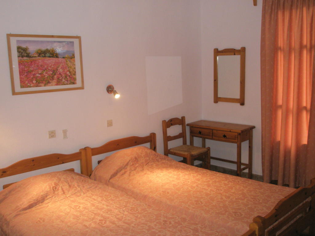 Guesthouse Christos Skópelos Eksteriør bilde