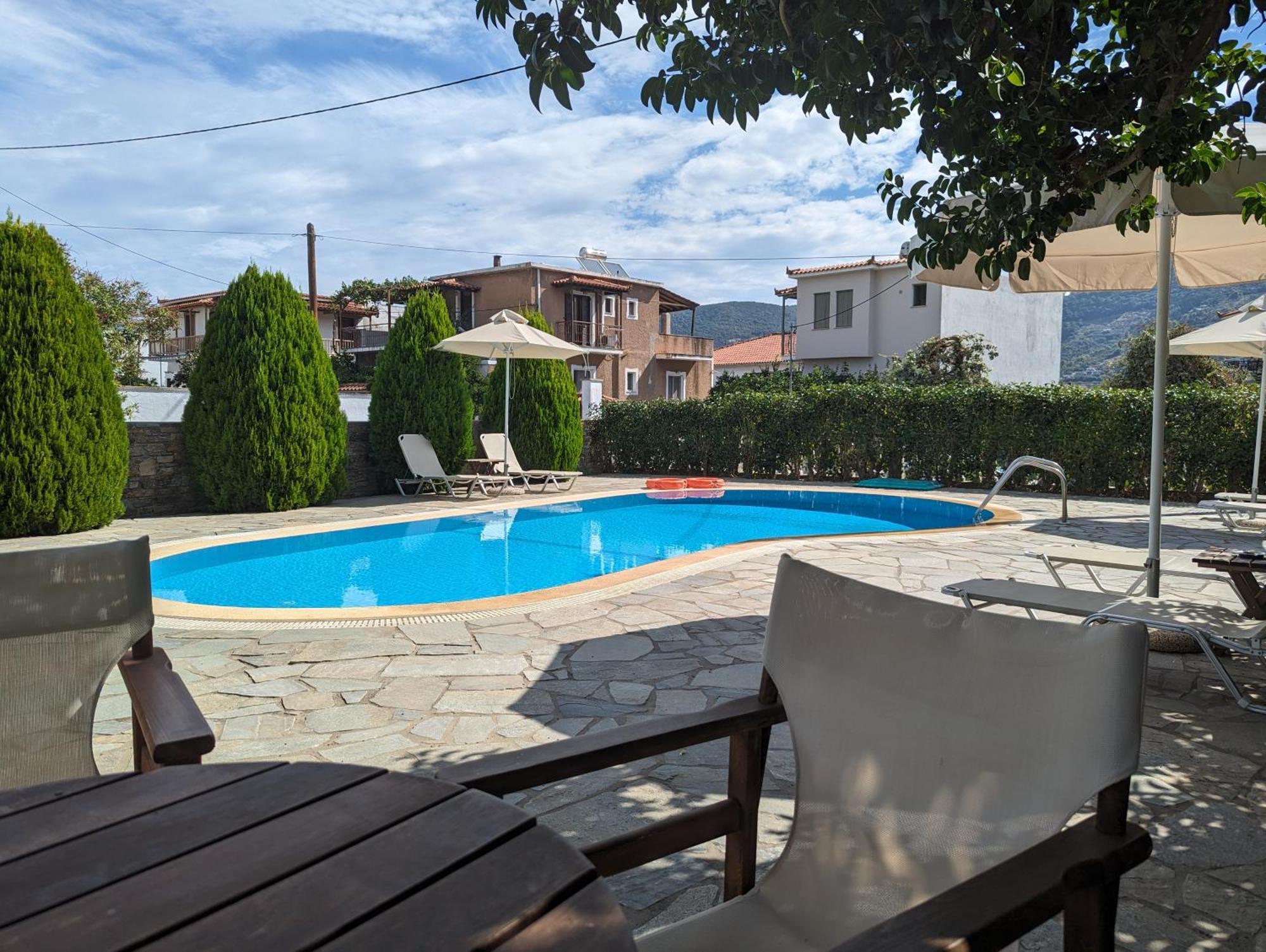 Guesthouse Christos Skópelos Eksteriør bilde