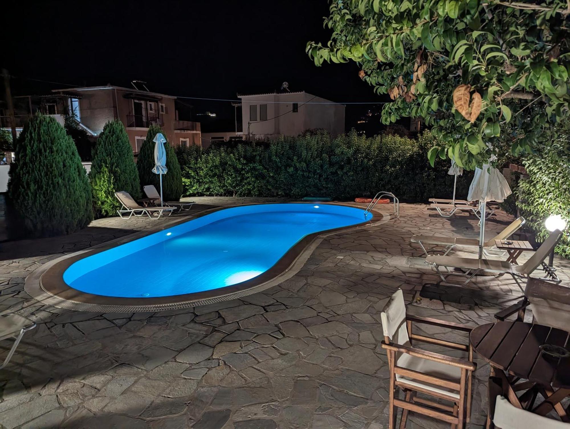Guesthouse Christos Skópelos Eksteriør bilde