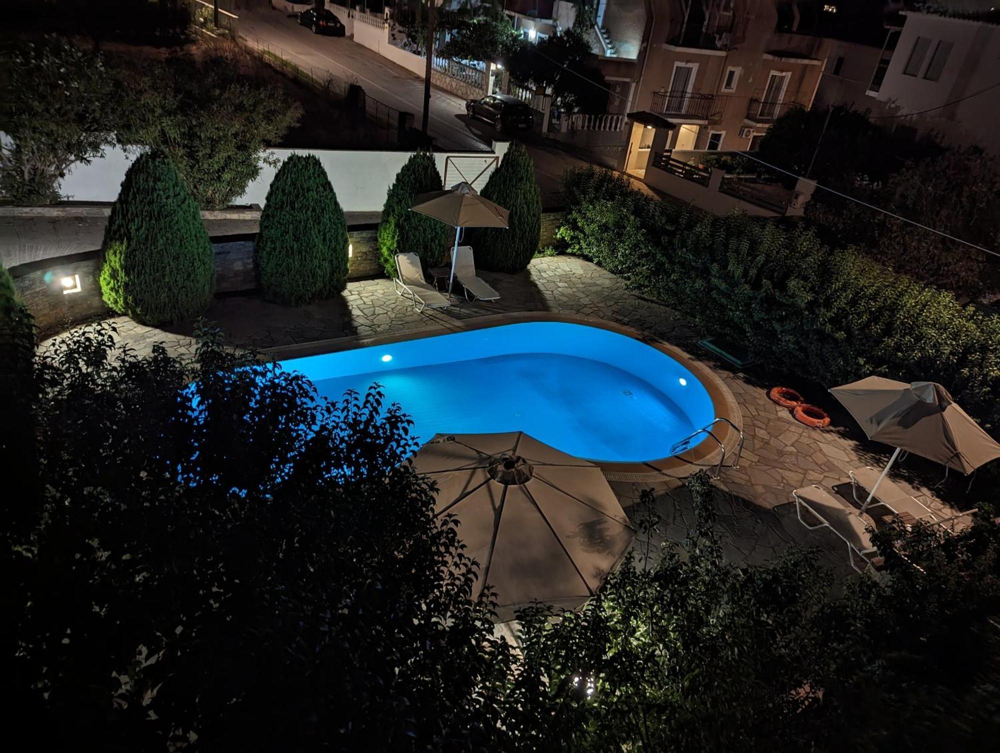 Guesthouse Christos Skópelos Eksteriør bilde