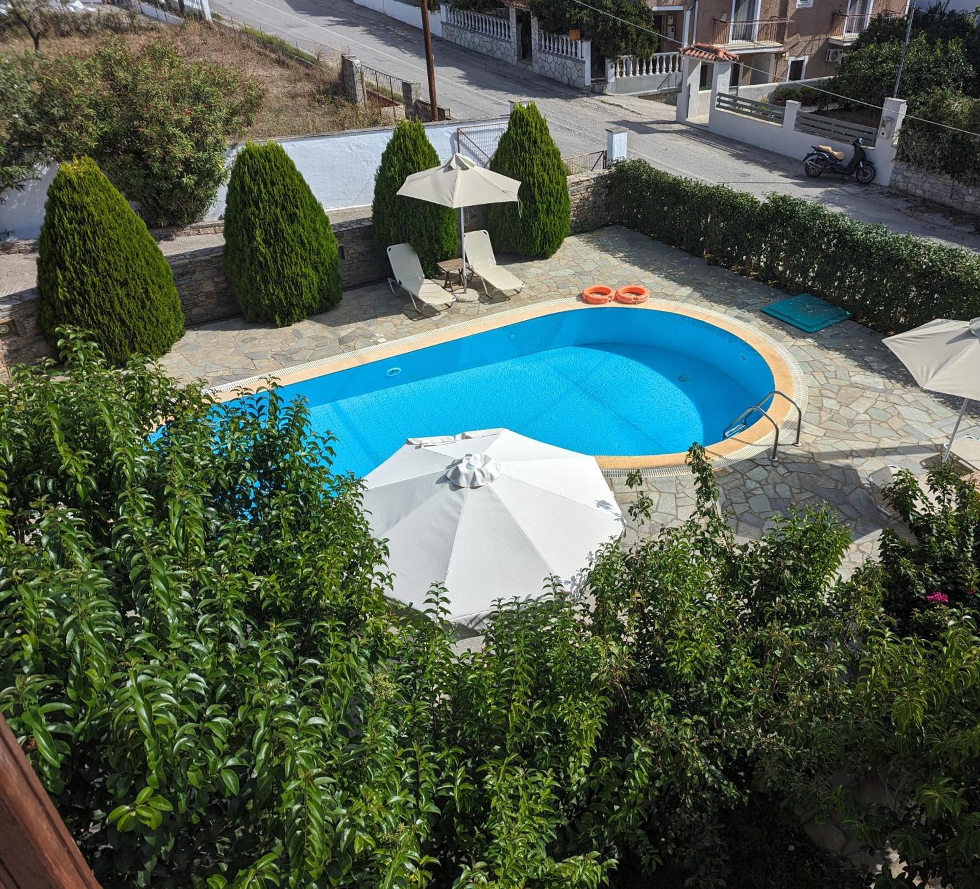 Guesthouse Christos Skópelos Eksteriør bilde
